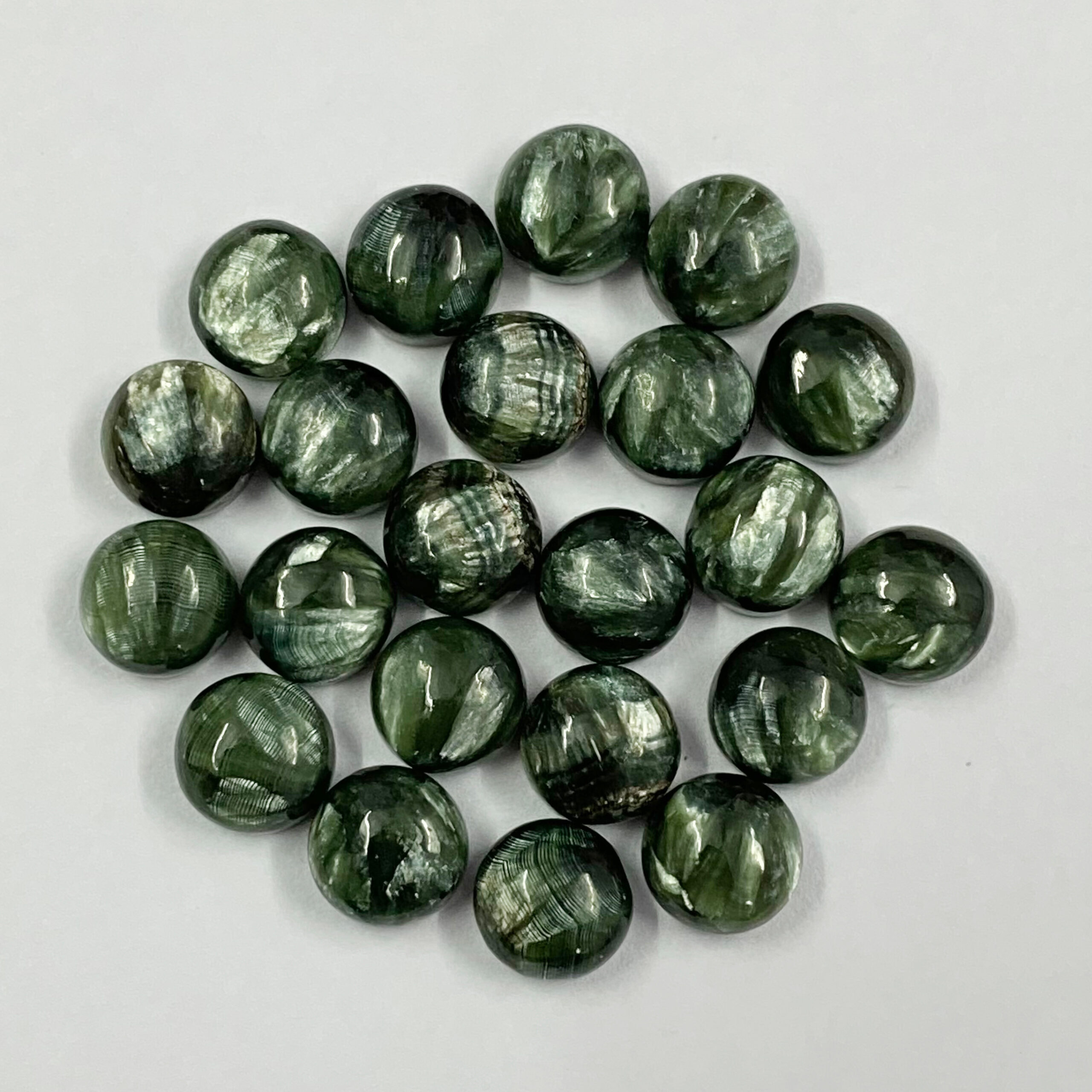 Seraphinite Round Cabochon Loose Gemstones Grade: Aaa