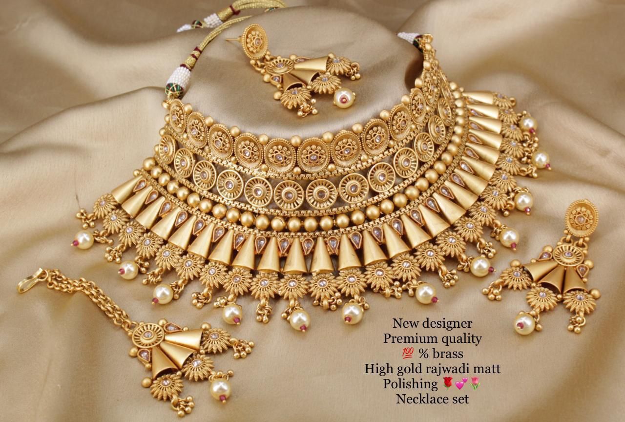 Rajwadi Matte Pilosh Choker