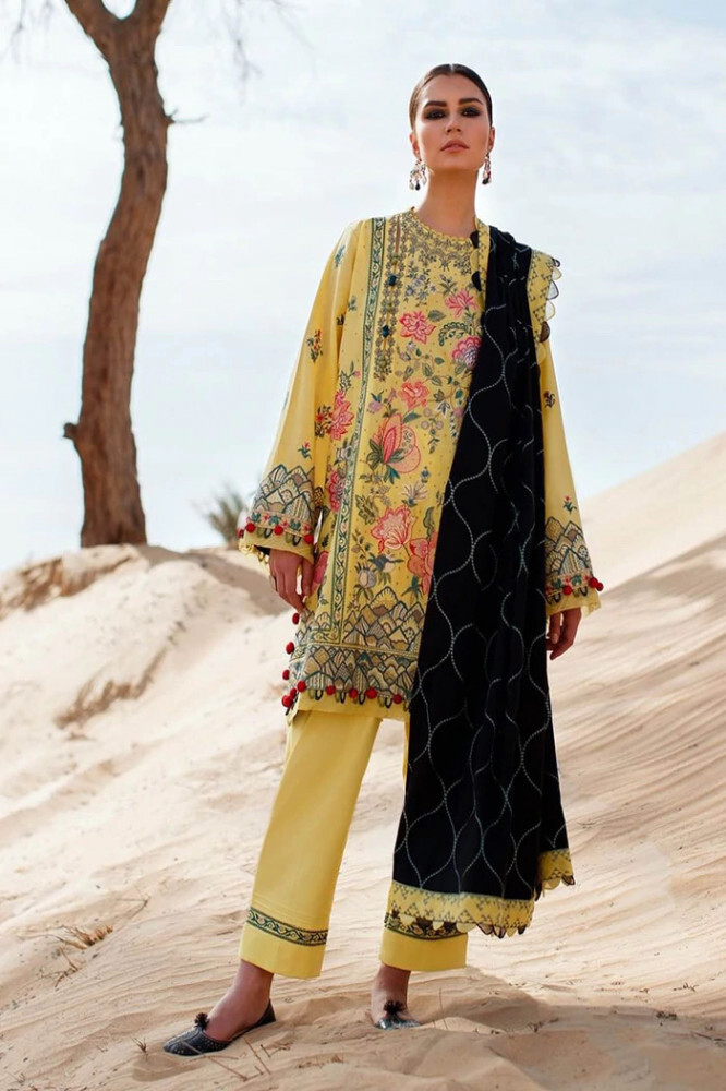 Pitch Pakistani Zaha Lawn