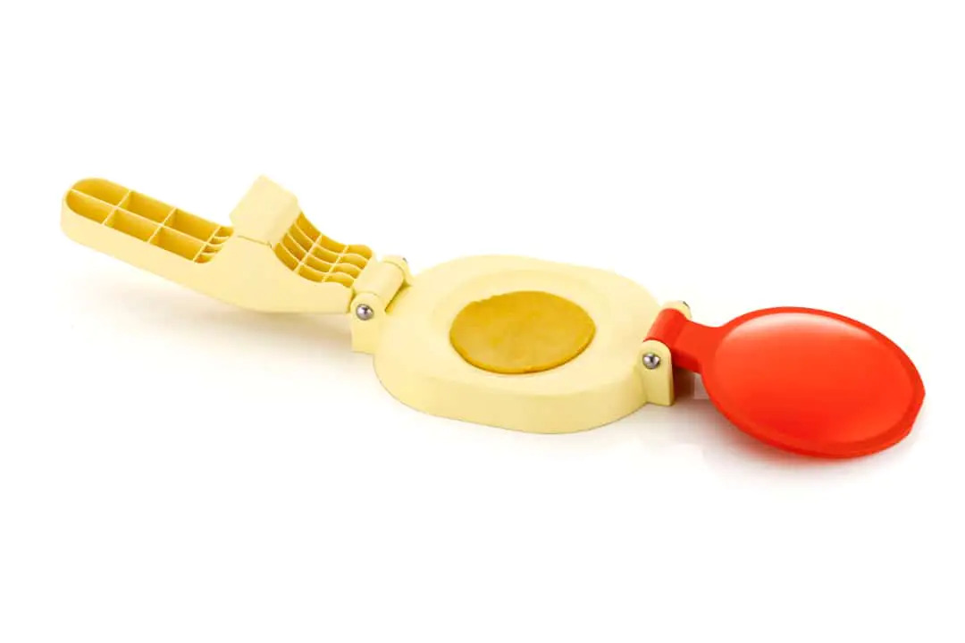 Multi Color Puri Maker With Handle Manual