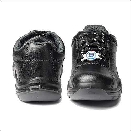 Black Interceptor Safety Shoes Gender: Unisex
