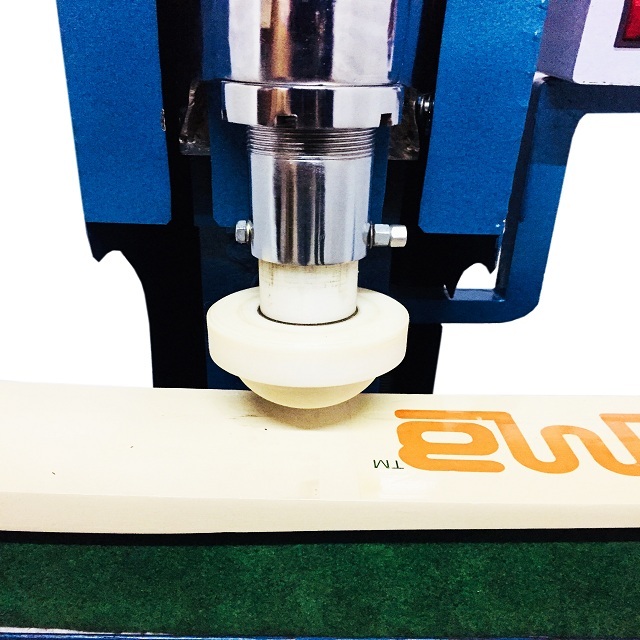 Cricket Bat Knocking Machine Dimension(l*w*h): 122 X 89 X 61  Centimeter (Cm)