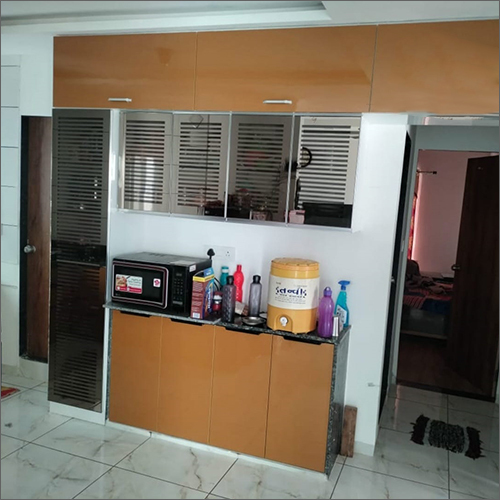 साफ करने में आसान लैमिनेट मॉड्यूलर किचन