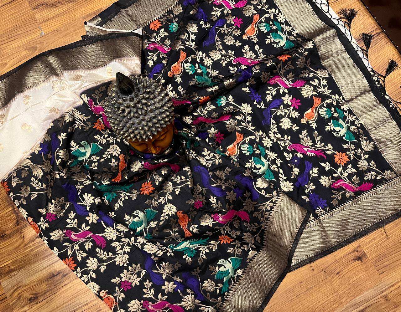 White With Black Kanchi Soft Silk Banarashi Silk
