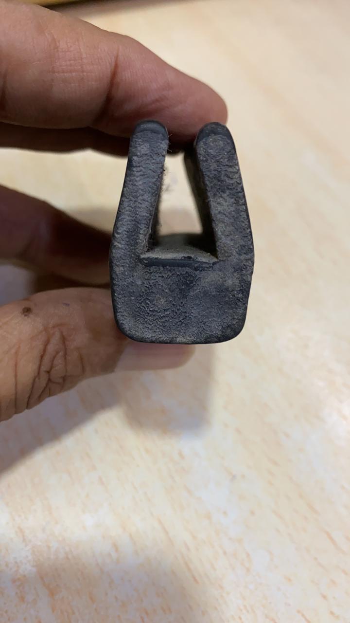 Black U-type Rubber Profile