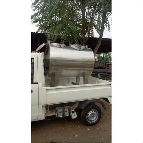 Horizontal Milk Storage Tank Application: Industrial
