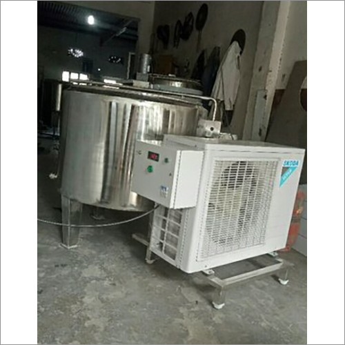 300 लीटर बल्क मिल्क कूलर कमर्शियल