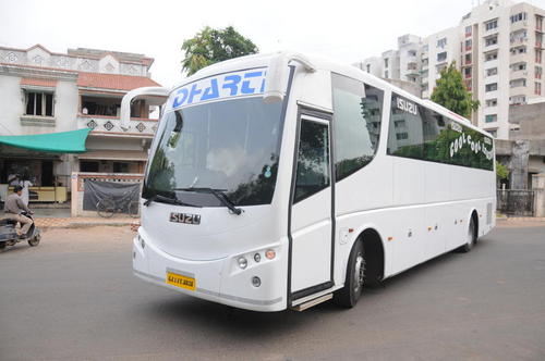 Isuzu Bus