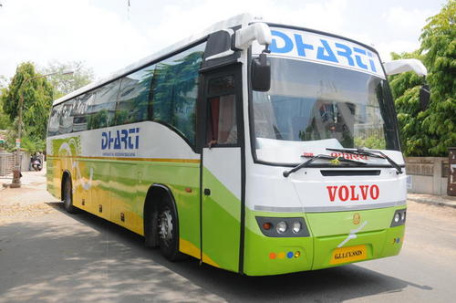 वोल्वो बस