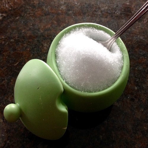 Xylitol White Powder - 100% Natural Zero Calorie Sweetener, 25kg Pack Size, Antibacterial & Alkaline Enhancing, Crystal Sugar Form