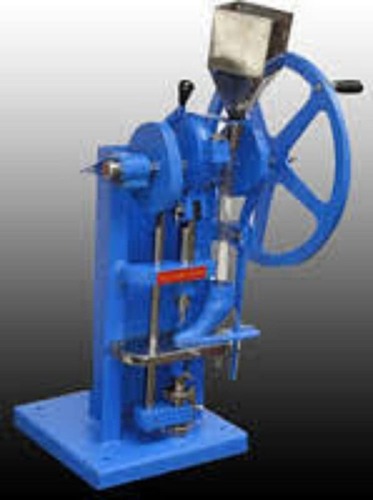 Tablet Making Machine - Steel, 30x20x40 cm, Blue | 500 Tablets/hr Capacity, Manual Power, 15 kg Weight for Pharmaceuticals & Supplements Production