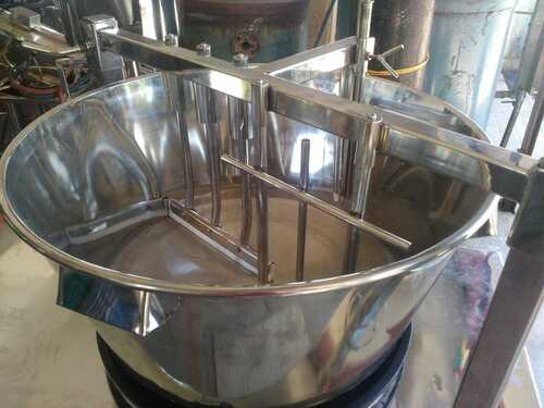 Chikki Making Machine - Stainless Steel, Table Top , Automatic, Eco Friendly, Low Noise, Lower Energy Consumption, High Efficiency, 380V or 220V, 1 Year Warranty