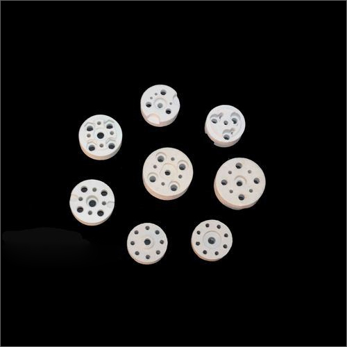 टॉप एंड बेस इंसुलेटर एप्लीकेशन: इलेक्ट्रॉनिक उत्पाद