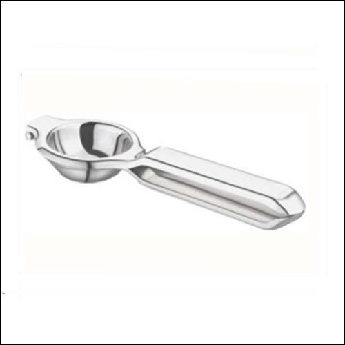 S S Lemon Squeezer - Stainless Steel, 100 G M - Silver Color, Polished Surface Treatment, Ideal for Home Use, Durable Metal Finish