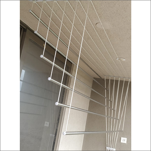 सिल्वर सेपरेट रोप सीलिंग पुली ऑपरेटेड क्लॉथ हैंगर