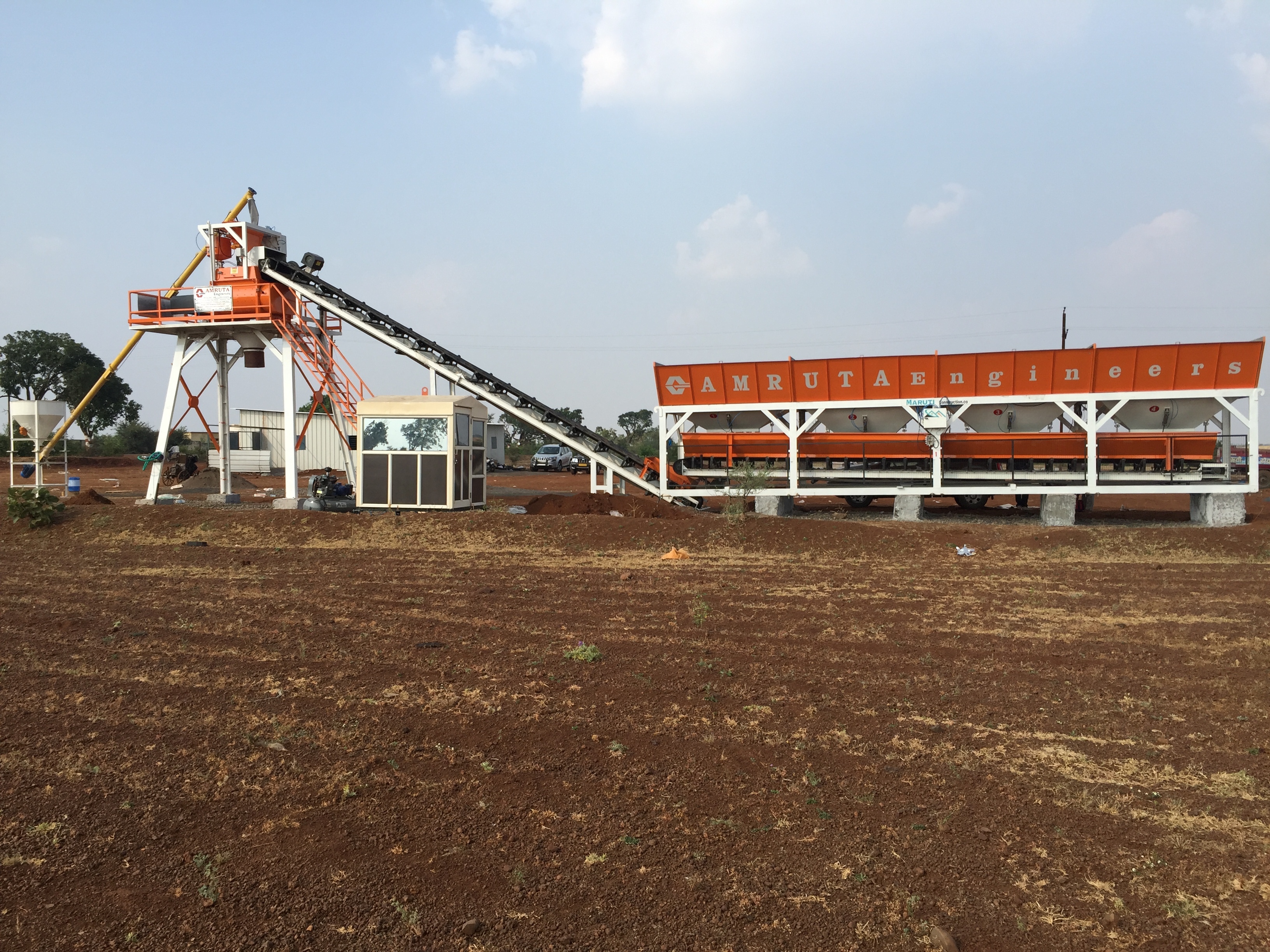Customized Concrete Batching Mixing Plant With Inline Feeding