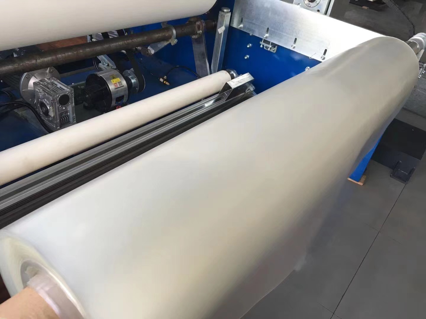 Semi-automatic Fly 1500mm Cpp Cpe Transparent Film Production Line