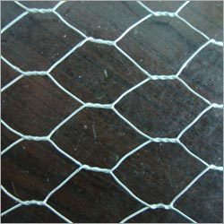 जी.आई. हेक्सागोनल वायर नेटिंग