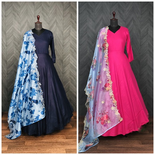 विभिन्न एस्टा 3 ओकेज़न वियर हैवी रेयॉन गाउन (हैवी रेयॉन)