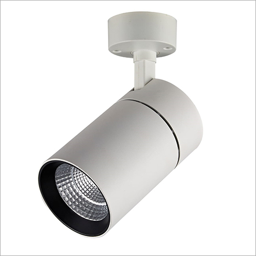 व्हाइट सरफेस ट्रैक लाइट एप्लीकेशन: गार्डन