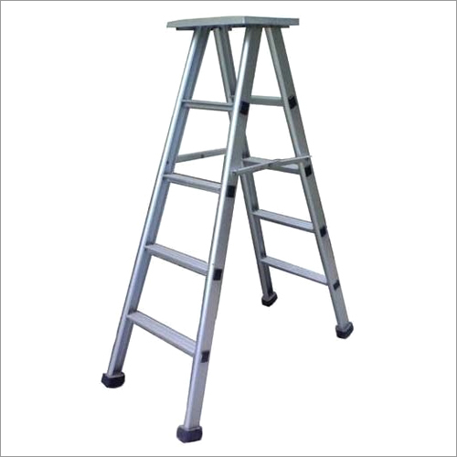 Silver Anodized Aluminum Step Ladder - 100-120 Kg Load Capacity, High Quality for Commercial Use