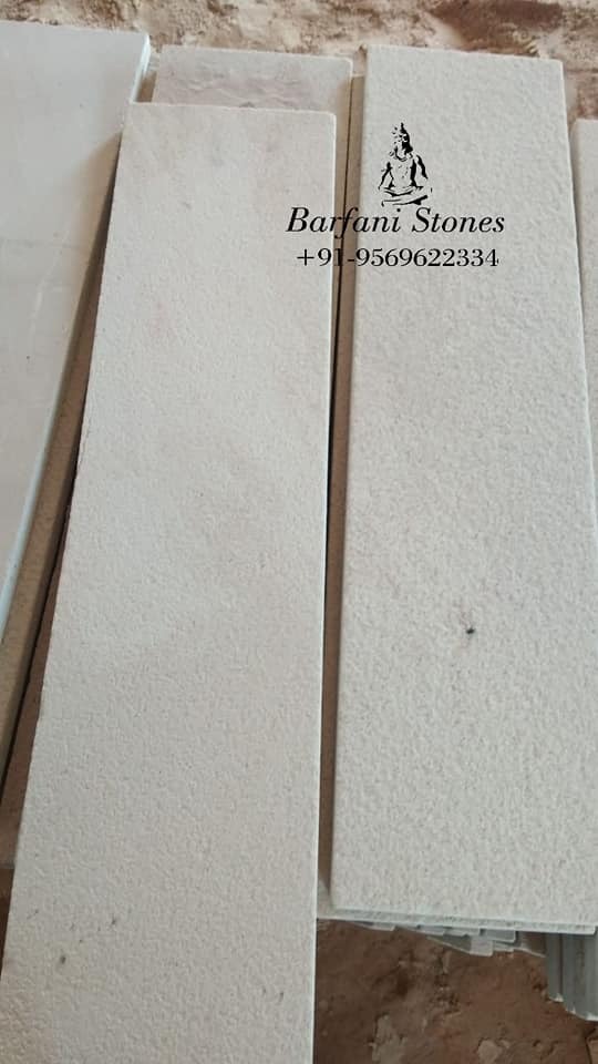 Natural White Beige Sandstone - Square & Rectangular Slabs 15 Mm To 1 Inch Thick | Antique Surface Finish, Strong Density, Custom Sizes Available
