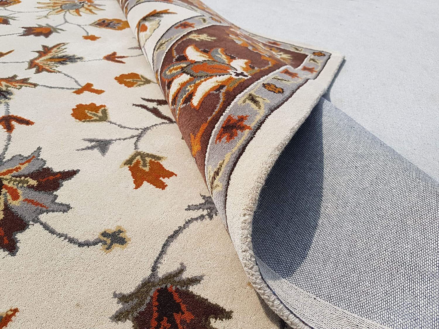 Sufiya Carpet Handmade Woolen Persian Tufted Carpet