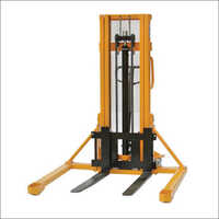 Durable Manual Hydraulic Straddle Leg Stacker