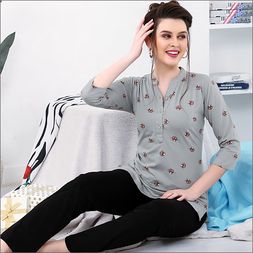 कॉटन लेडीज़ कॉलर नेक नाइट सूट