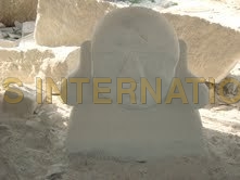 पत्थर के आभूषण