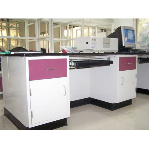 Powder Coated Laboratory Table Carpenter Assembly