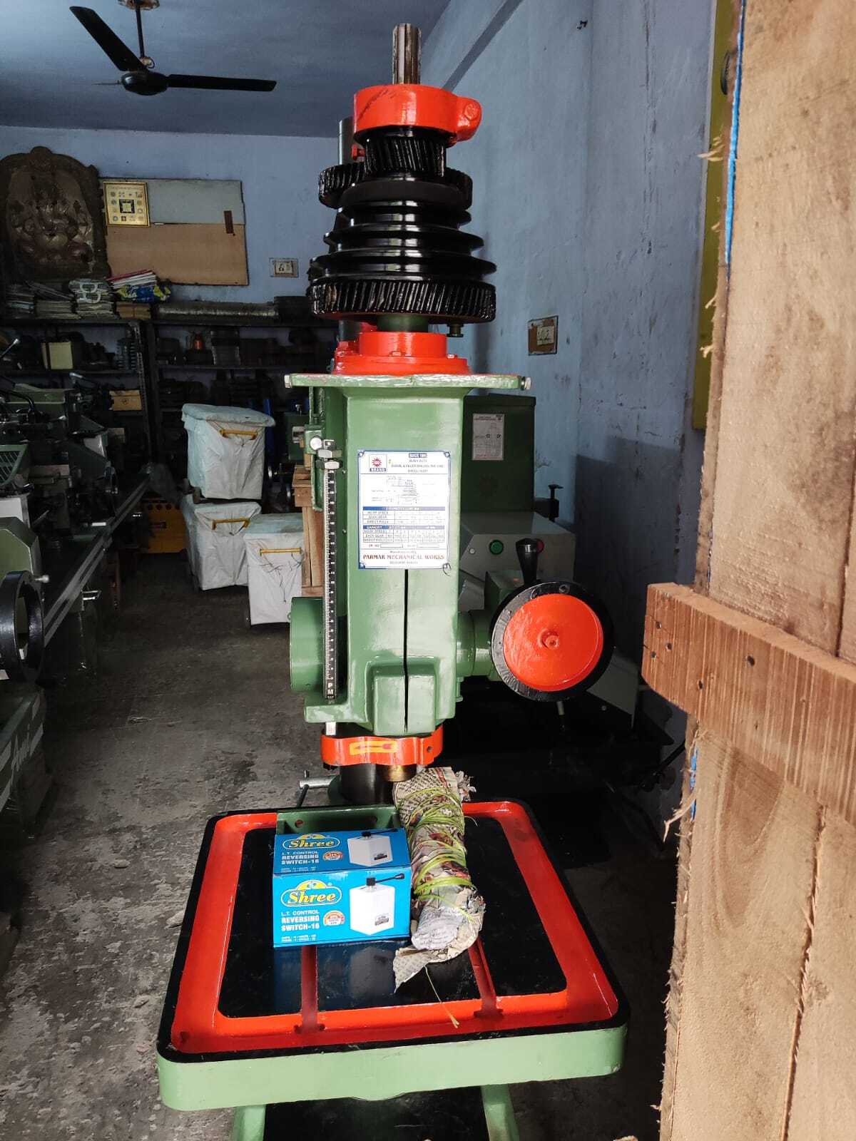 Automatic Industrial Pillar Drill Machine