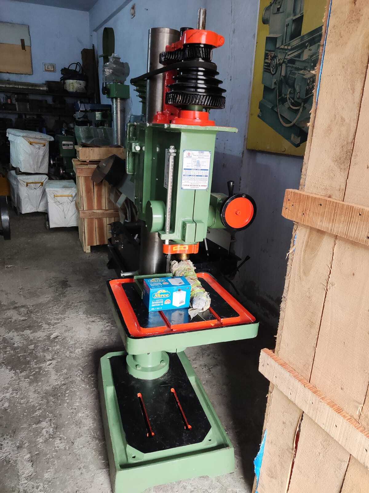 Automatic Industrial Pillar Drill Machine