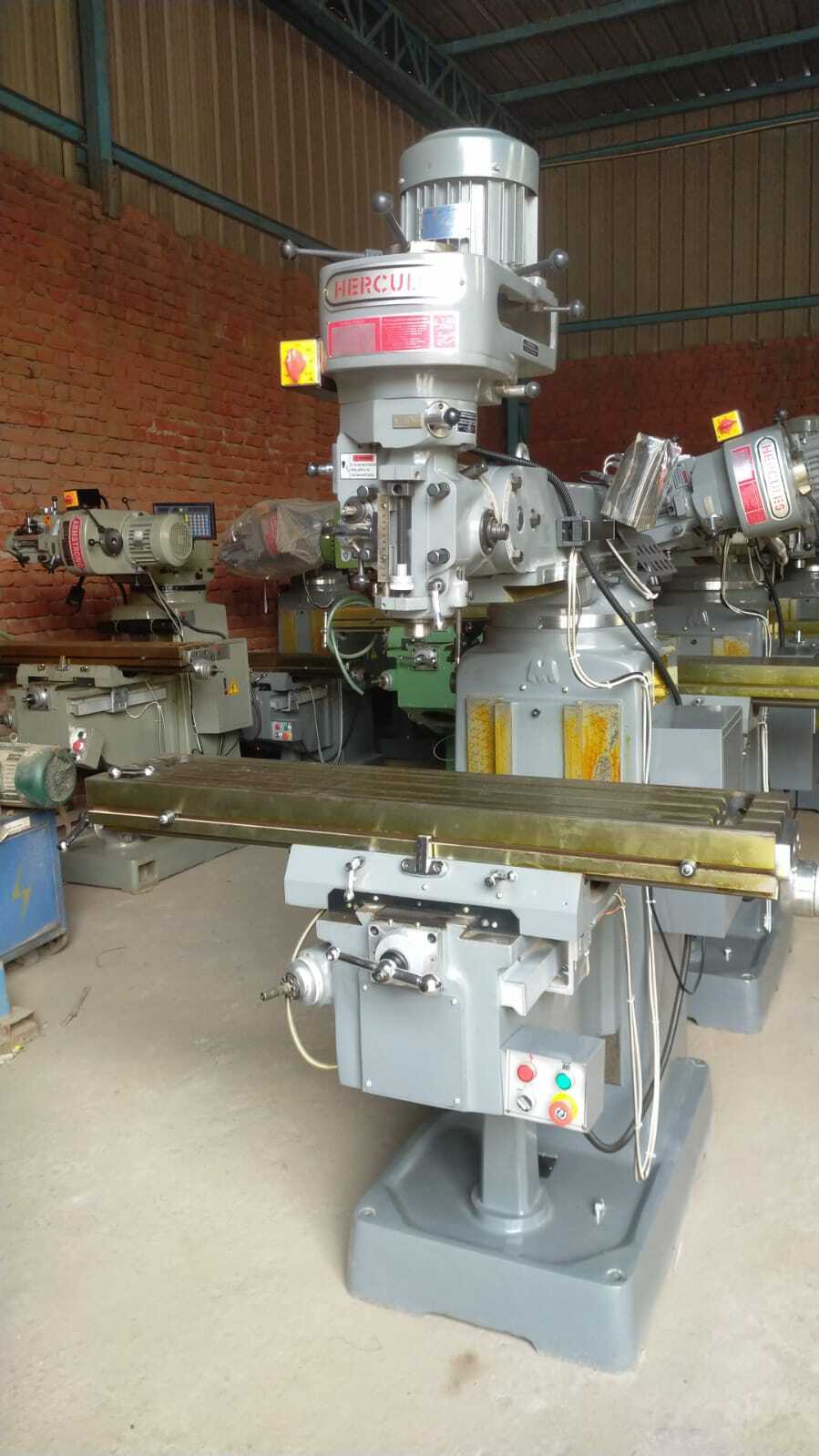 Vertical Turret Milling Machine - Metal Build, New Condition | Superior Efficiency, Low Maintenance, Manual & Mechanical Operation