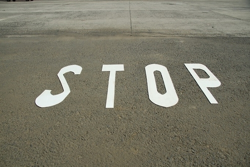 व्हाइट प्रीफॉर्मेड थर्मोप्लास्टिक रोड मार्किंग मेट