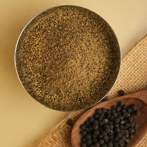 ताजा काली मिर्च