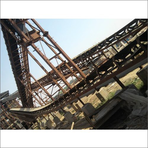 Industrial Belt Conveyor - Mild Steel Construction, 60-100 Feet Length, Brown Neoprene Belt | Automatic Operation, 100 kg to 10 Ton Capacity