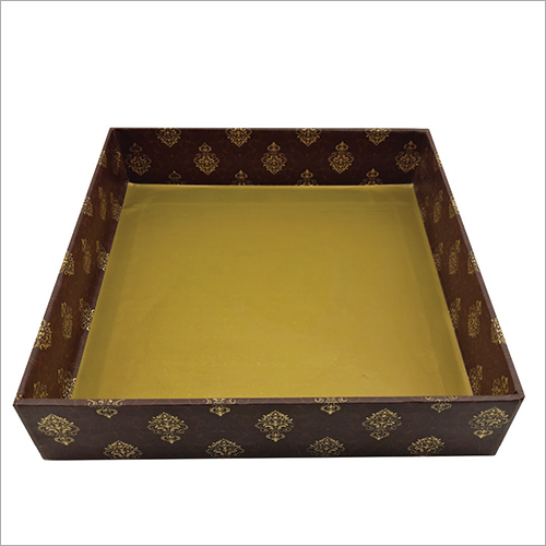 मैट लैमिनेशन 8X8X2 गिफ्ट हैम्पर बास्केट