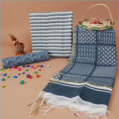 अलग-अलग रंग और डिज़ाइन में उपलब्ध महिलाओं के लिए 100% कॉटन सूट और दुपट्टा