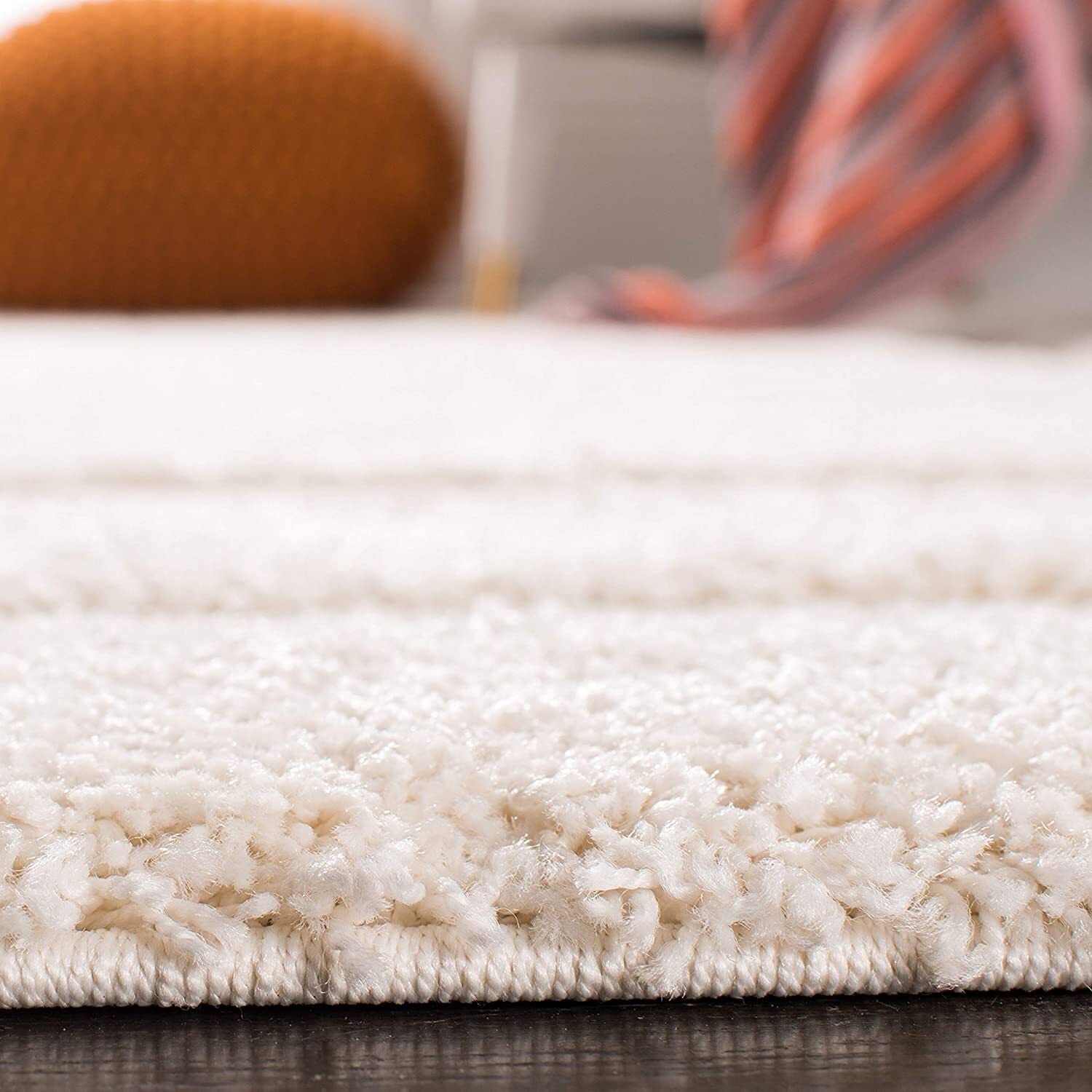 Modern 3d Shaggy Carpet - Backing Material: Jute And Cotton Mix
