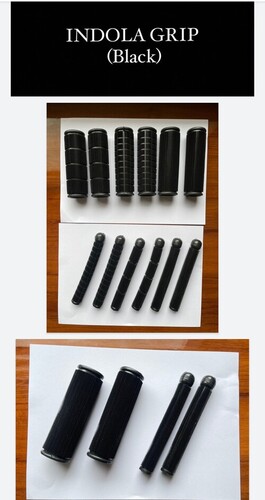 इंडोला ब्लैक ग्रिप कवर