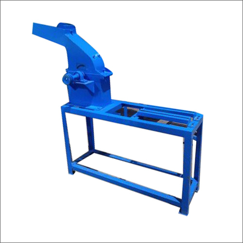 Makka Grinder Machine Capacity: 300 Kg/Hr