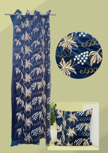 मल्टीकलर रॉयल प्रिंटेड कुशन और पर्दे