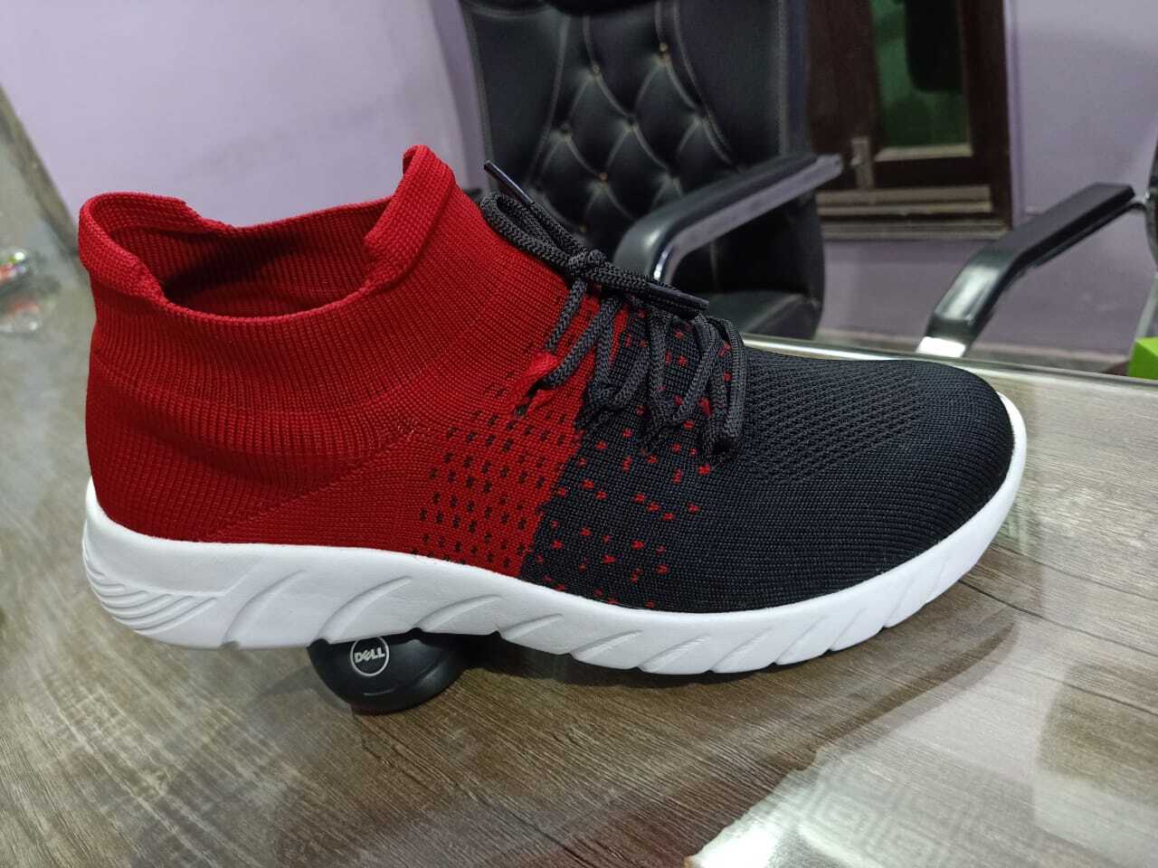 Mens Mesh Sports Shoes Insole Material: Eva