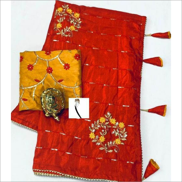 Dola Silk Saree - Lightweight, Smooth Texture, Eye-catching Print | ÐзÑÑнÑй, СÑилÑнÑй, ШикаÑнÑй Design For Casual And Regular Wear