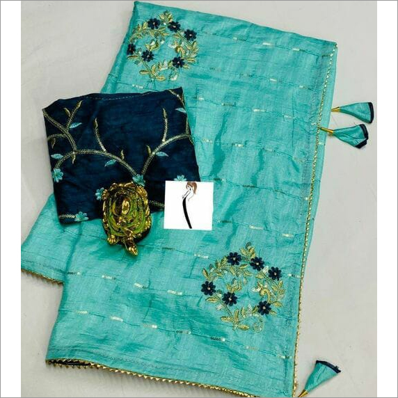 Dola Silk Saree - Lightweight, Smooth Texture, Eye-catching Print | ÐзÑÑнÑй, СÑилÑнÑй, ШикаÑнÑй Design For Casual And Regular Wear