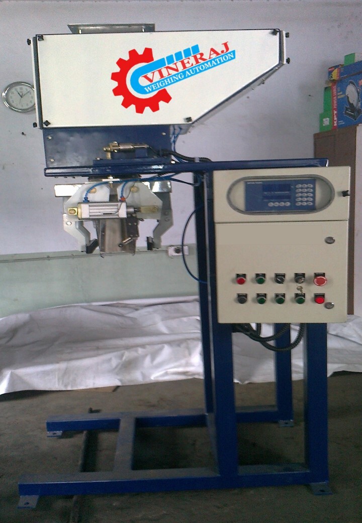 Automatic Bagging Machine - Semi Automatic, Versatile For Food Stuff, Animal Feeds, Chemicals, And More