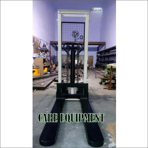 Manual Hydraulic Stacker - Fork Width 170mm, Fork Length 1150mm, Lifting Capacity 550kg | Durable, Easy To Operate, Rust Proof, High Efficiency