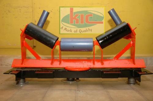 Self Alinging Carrying Idler