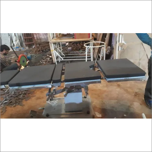 Adjustable Height Hospital Ot Table